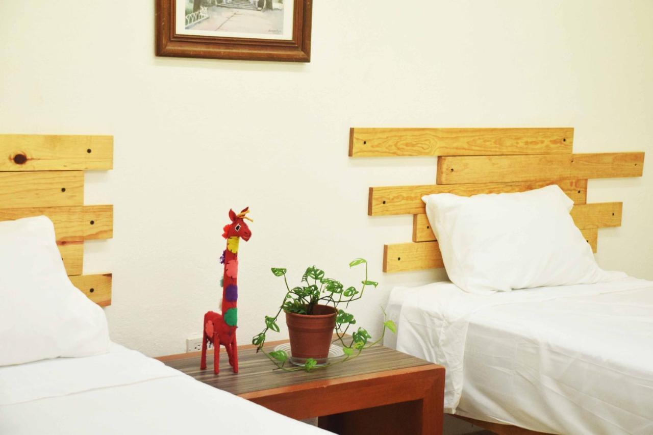 Hostal Casa Bohemia Мерида Екстериор снимка